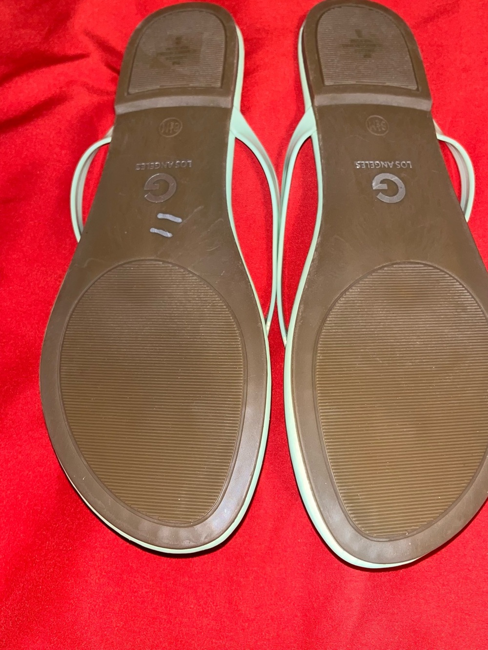 GBG Los Angeles Women’s Mint Green Jelly Thong Sandals - Picture 3 of 4